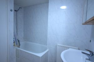 Photo 1- click for photo gallery